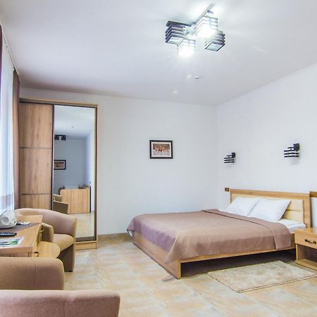 Hotel Мисливець В Комплексі "Сокіл" Susk Exterior foto