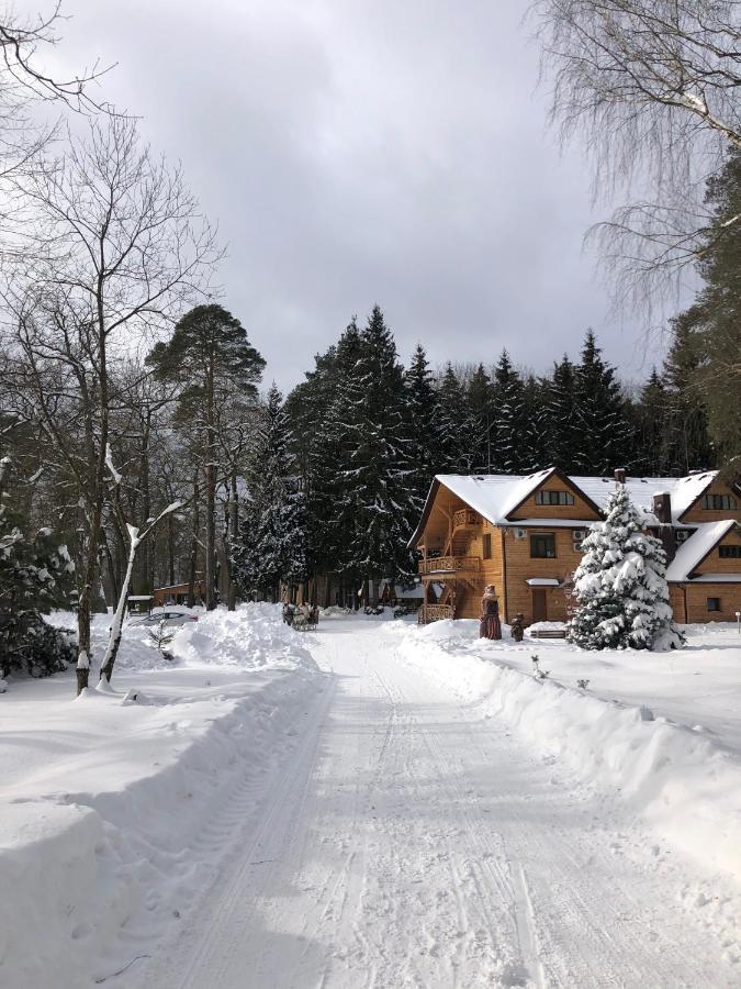 Hotel Мисливець В Комплексі "Сокіл" Susk Exterior foto