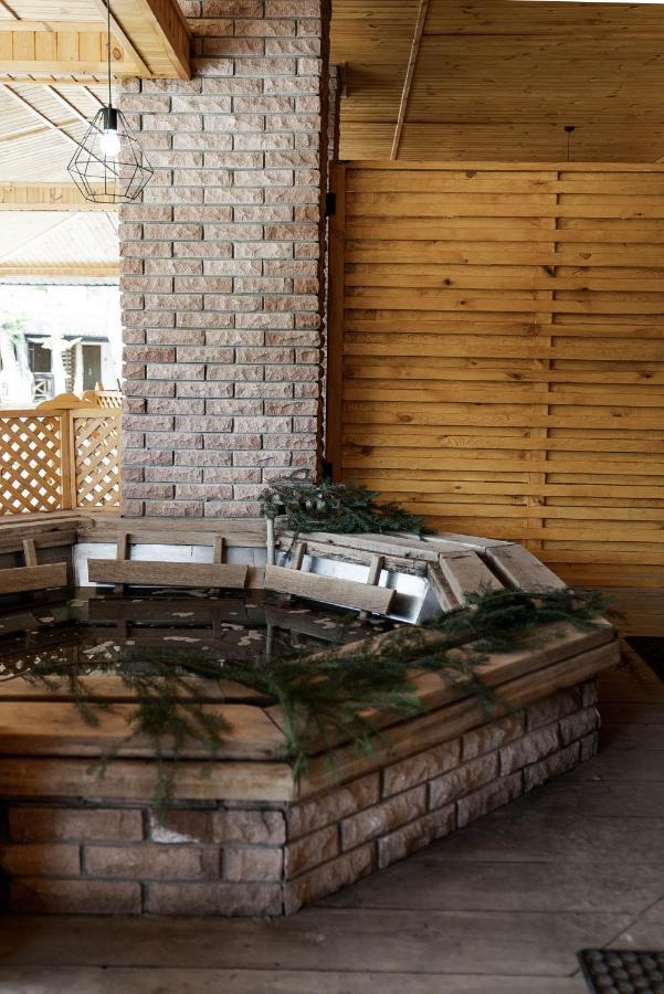 Hotel Мисливець В Комплексі "Сокіл" Susk Exterior foto
